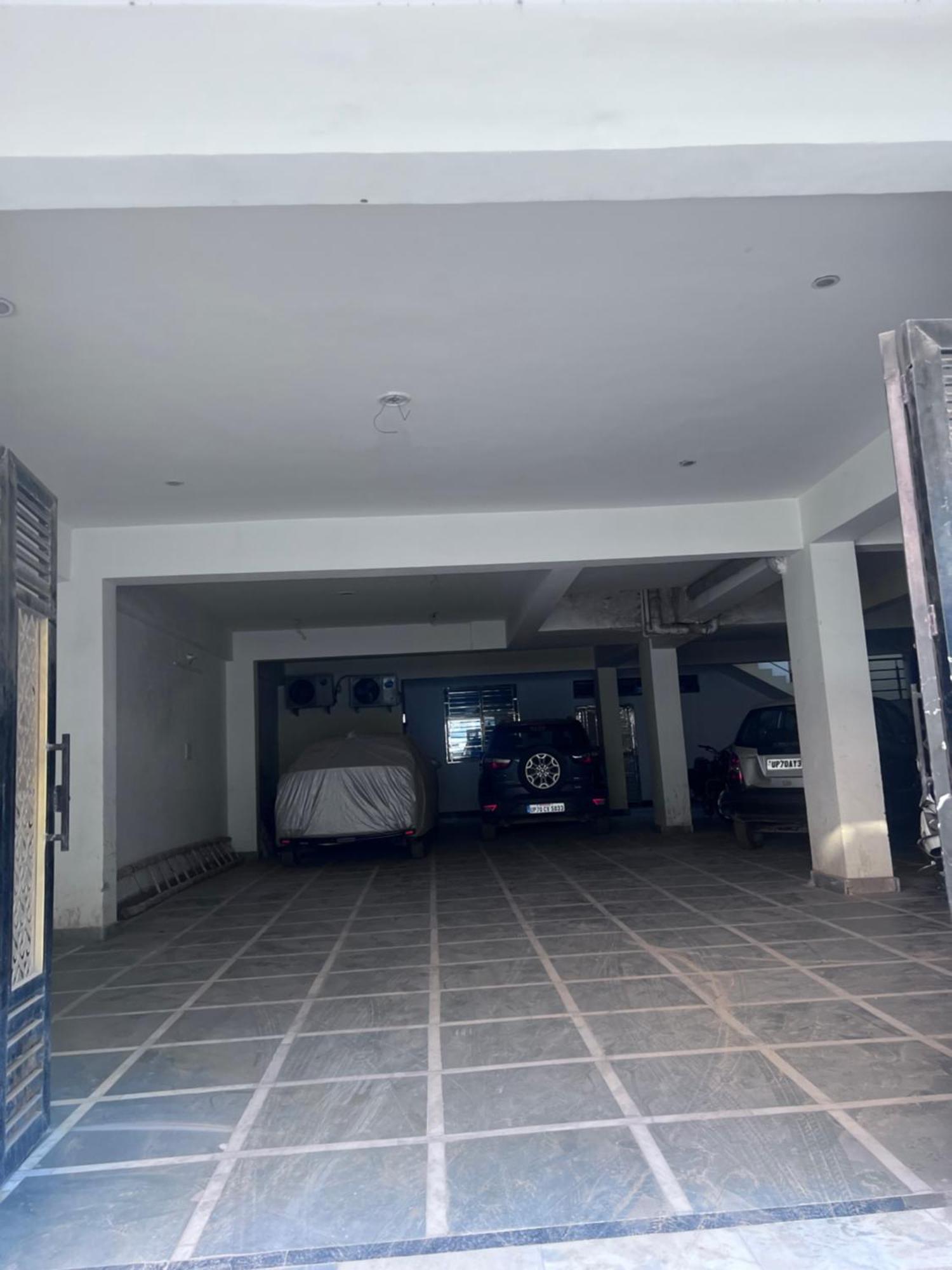 J K Apartment Allāhābād Junction 外观 照片